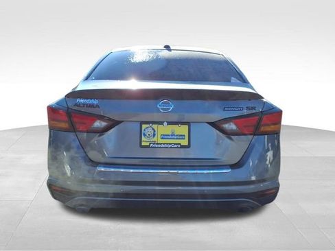 Used 2022 Nissan Altima 2.5 SR w/ Midnight Edition Package image 7