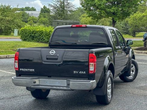 Used 2012 Nissan Frontier SV w/ SV Premium Utility Pkg AWD/4WD image 11