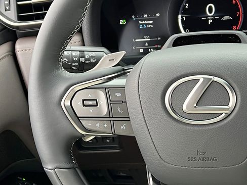 New 2026 Lexus LX 600 4WD w/ Luxury Package image 19