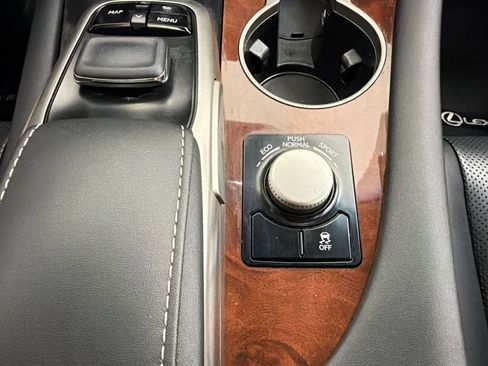 Used 2019 Lexus RX 350L FWD image 31