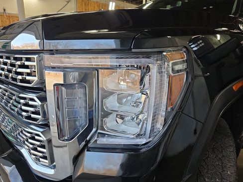 Used 2023 GMC Sierra 2500 Denali image 30