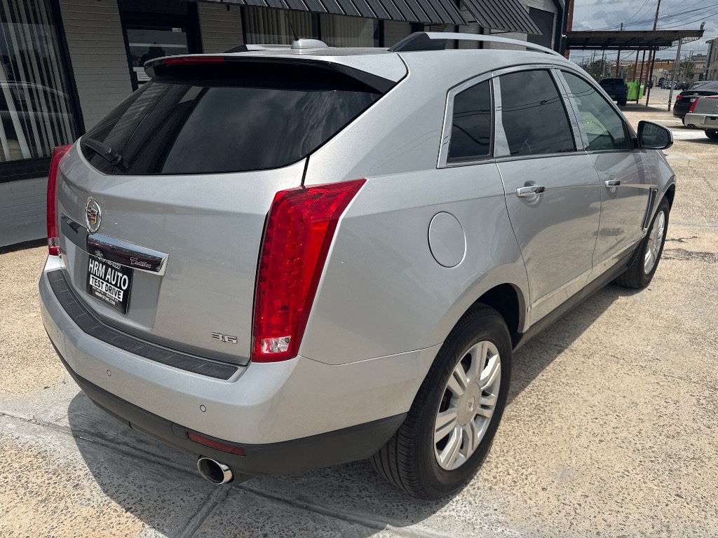 Used 2015 Cadillac SRX Luxury FWD image 4