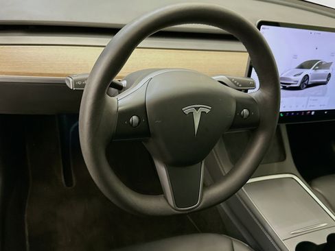 Used 2022 Tesla Model 3 Long Range image 18