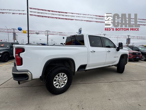 Used 2024 Chevrolet Silverado 2500 LTZ w/ LTZ Plus Package image 8