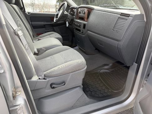 Used 2006 Dodge Ram 1500 Truck SLT image 16