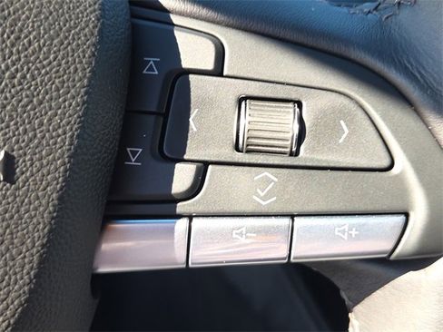 Used 2025 Cadillac CT4 Luxury image 26