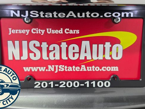 Used 2018 Mercedes-Benz C 300 4MATIC Sedan w/ Multimedia Package image 29