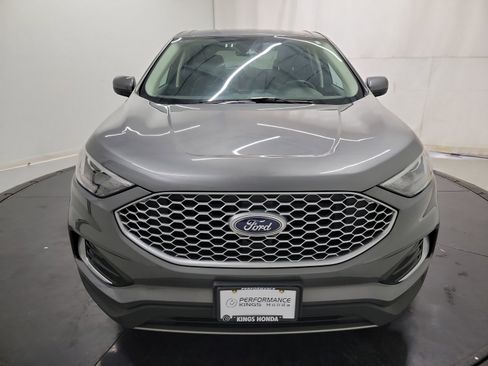Used 2024 Ford Edge SEL image 2