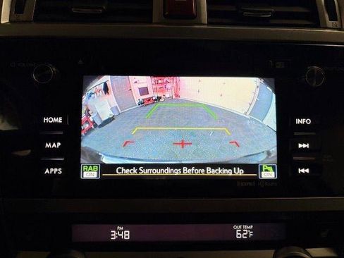 Used 2017 Subaru Outback 2.5i Limited image 17