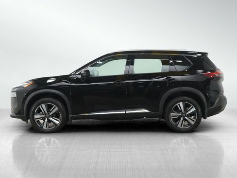 Used 2023 Nissan Rogue SL image 2
