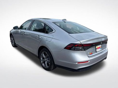 Used 2024 Honda Accord EX image 3