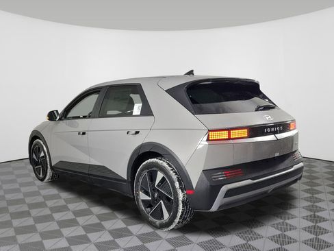 New 2026 Hyundai Ioniq 5 SEL image 38