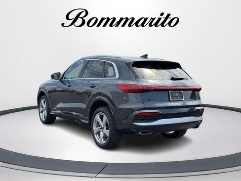 Used 2025 Audi Q5 Premium Plus AWD/4WD image 3