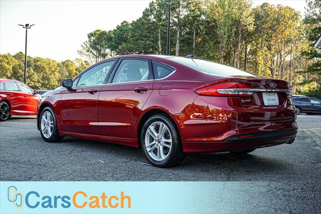 Used 2018 Ford Fusion SE w/ Fusion SE Technology Package FWD image 13