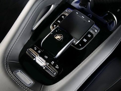 Used 2024 Mercedes-Benz Maybach GLS 600 4MATIC image 14