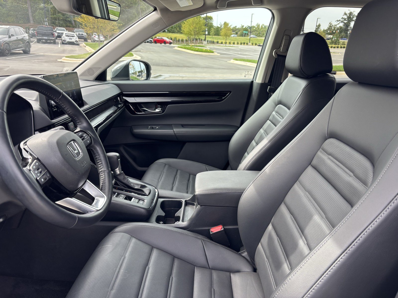 Used 2025 Honda CR-V EX-L image 16