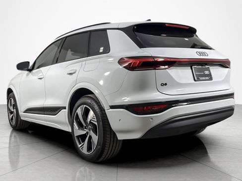 Certified 2025 Audi Q6 e-tron Premium Plus w/ Premium Plus image 3