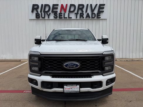 Used 2023 Ford F350 Lariat w/ Lariat Ultimate Package AWD/4WD image 10