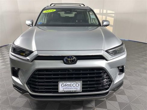 Used 2024 Toyota Grand Highlander Limited image 1