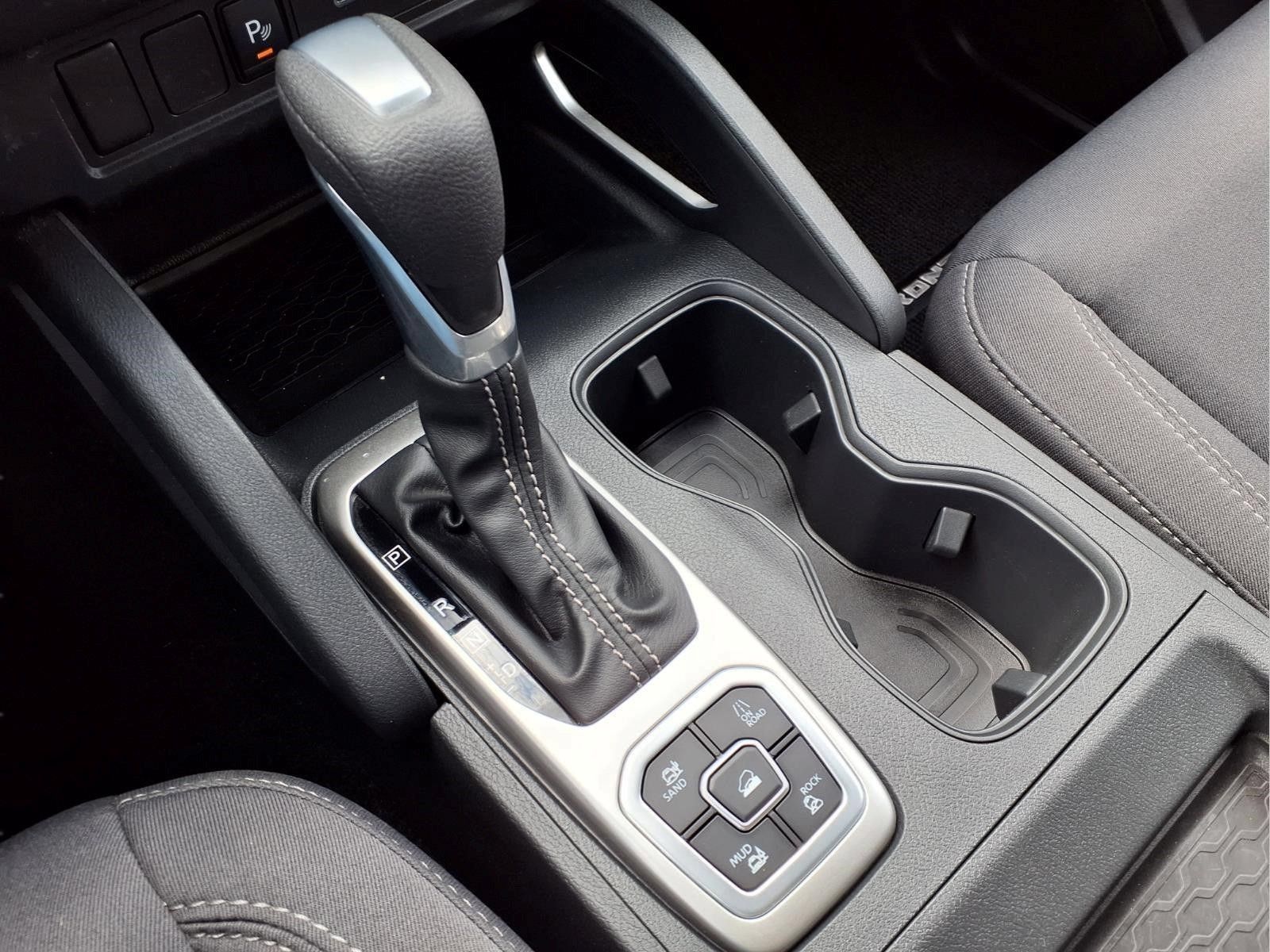 Used 2026 Nissan Frontier SV AWD/4WD image 18