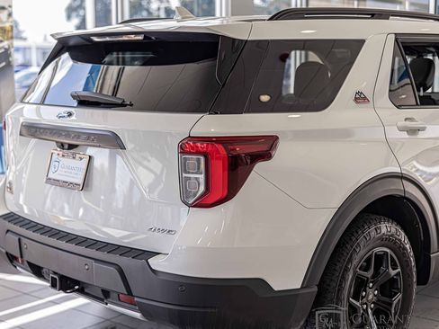 Used 2022 Ford Explorer Timberline image 13