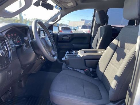 Used 2020 Chevrolet Silverado 1500 Custom w/ Custom Value Package image 15