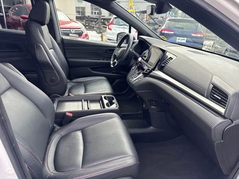 Used 2023 Honda Odyssey Sport image 20