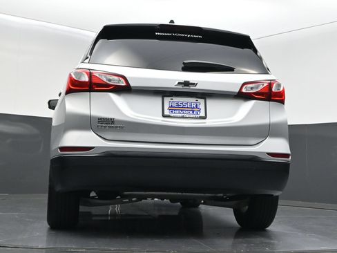 Used 2021 Chevrolet Equinox LS w/ LS Convenience Package FWD image 40
