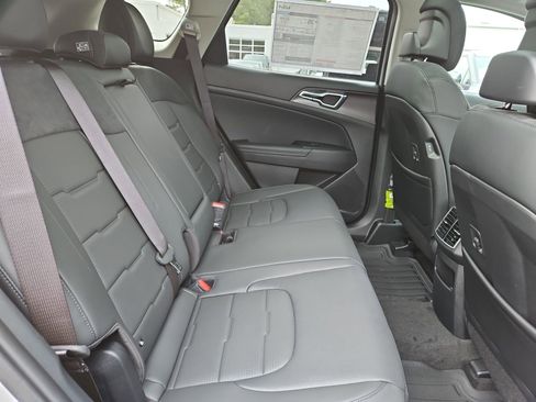 New 2026 Kia Sportage SX Prestige image 17