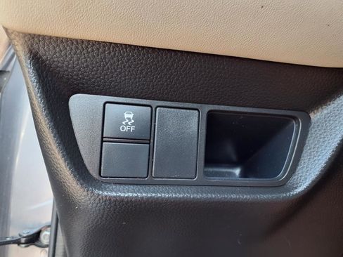 Used 2023 Honda HR-V LX image 18