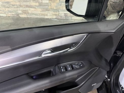 Used 2024 Cadillac XT5 Luxury w/ LPO, Floor Liner Package image 12