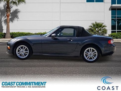 Used 2015 MAZDA MX-5 Miata Sport w/ Convenience Package RWD image 9