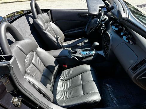 Used 2001 Chrysler Prowler RWD image 18