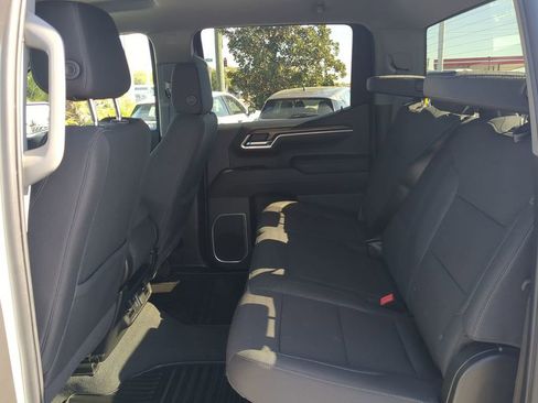 Used 2025 Chevrolet Silverado 1500 LT image 14