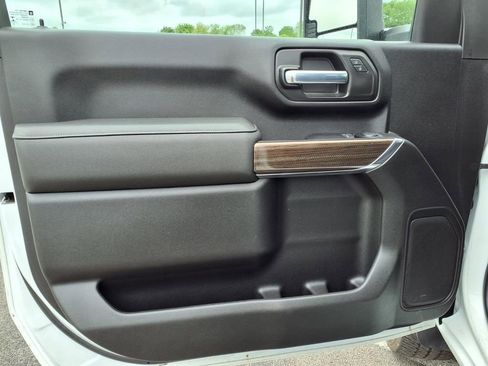 Used 2022 Chevrolet Silverado 3500 LT w/ Convenience Package RWD image 23