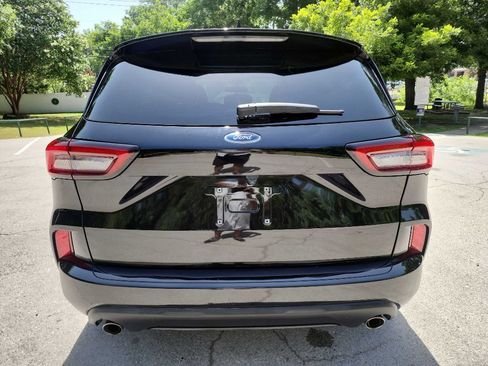 Used 2023 Ford Escape ST-Line FWD image 6