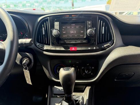 Used 2022 RAM ProMaster City Tradesman FWD image 31