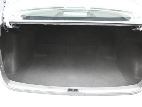 Used 2024 Toyota Corolla LE FWD image 15
