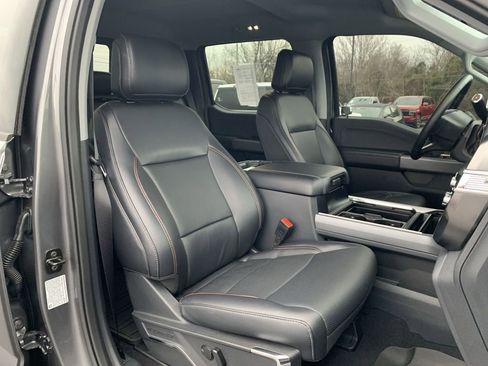 Used 2024 Ford F250 Lariat w/ Sport Appearance Package image 23