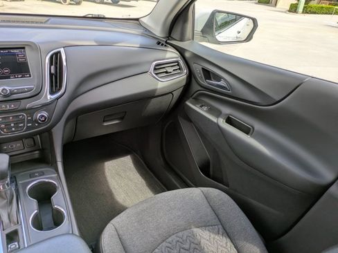 Used 2023 Chevrolet Equinox LT image 12