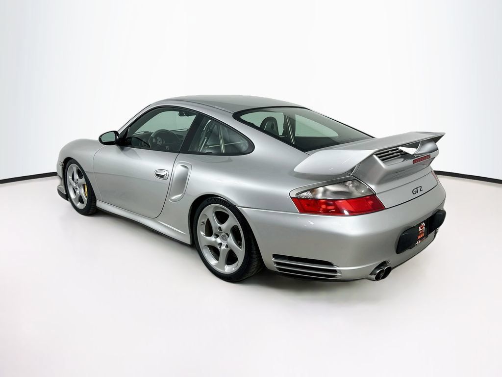 Used 2003 Porsche 911 GT2 RWD image 8