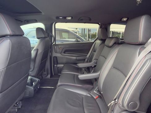 Used 2023 Honda Odyssey Sport image 8