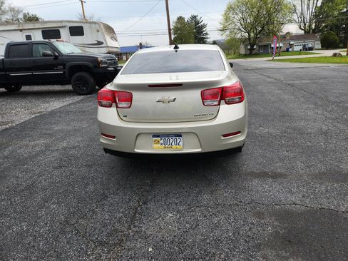 Used 2015 Chevrolet Malibu LS image 6