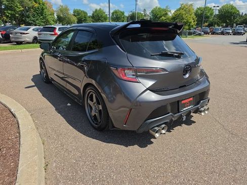 Used 2022 Toyota Corolla XSE FWD image 3