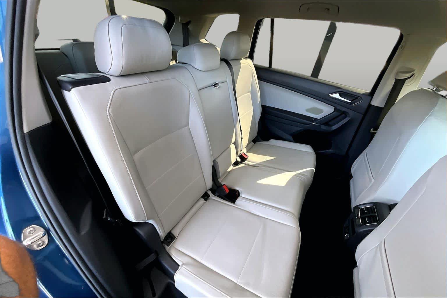 Used 2018 Volkswagen Tiguan SE FWD image 20
