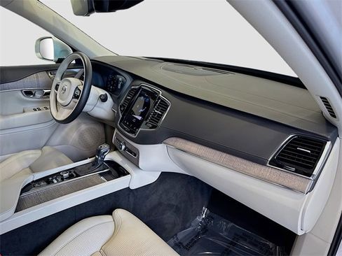 Used 2021 Volvo XC90 T6 Inscription image 32