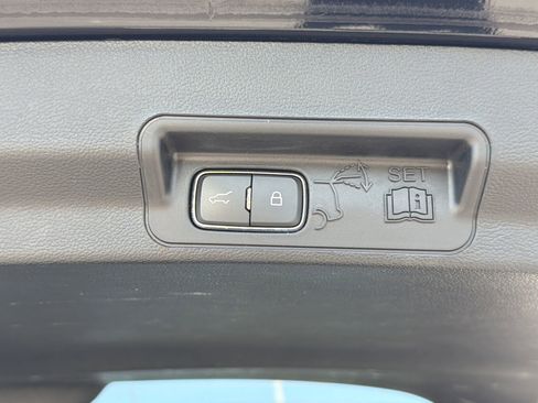 Certified 2024 Ford Explorer XLT w/ Equipment Group 202A AWD/4WD image 27
