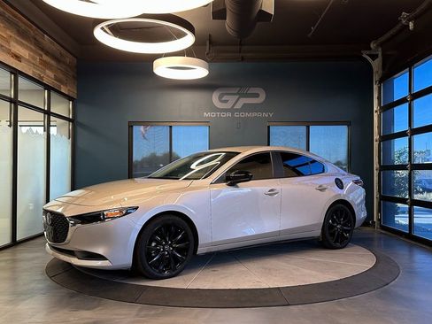Used 2024 MAZDA MAZDA3 s FWD image 7