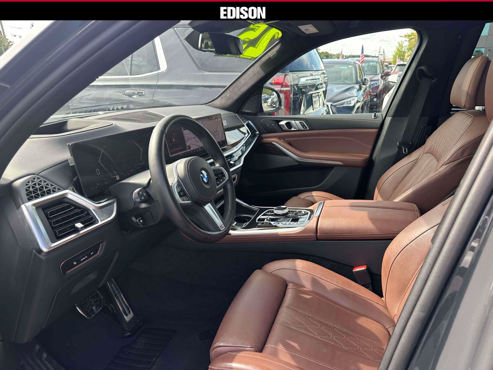 Used 2025 BMW X7 xDrive40i w/ Executive Package AWD/4WD image 15