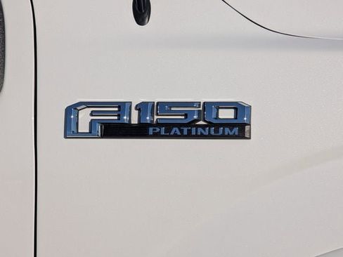 Used 2020 Ford F150 Platinum w/ Equipment Group 701A Luxury image 10